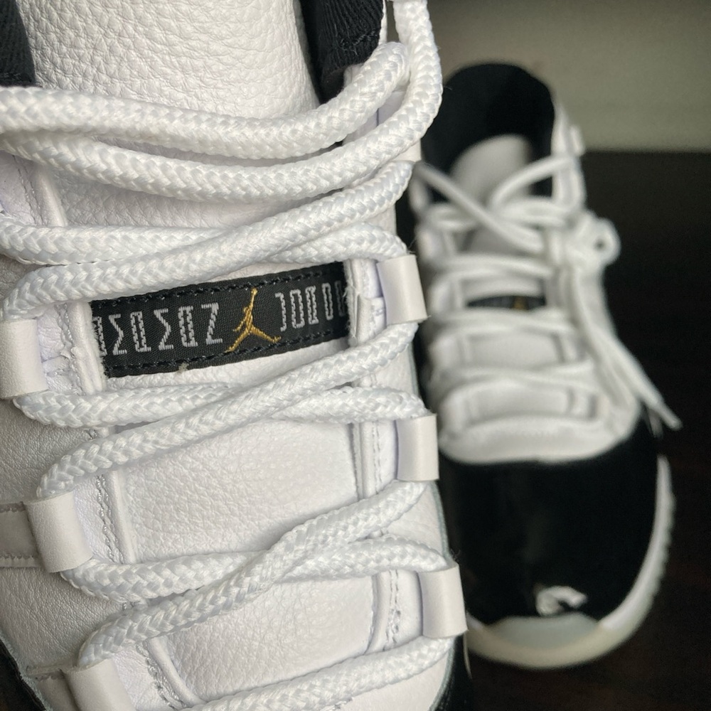 Jordan 11 concord/gratitude (2023 release)
Size 10, brand new, no box - Picture 8 of 9